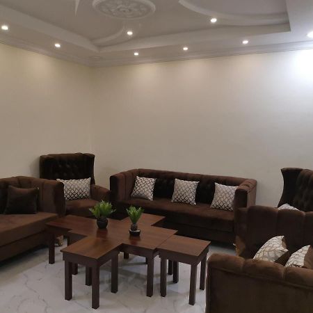 Al Shadi Apartments Yanbu Εξωτερικό φωτογραφία
